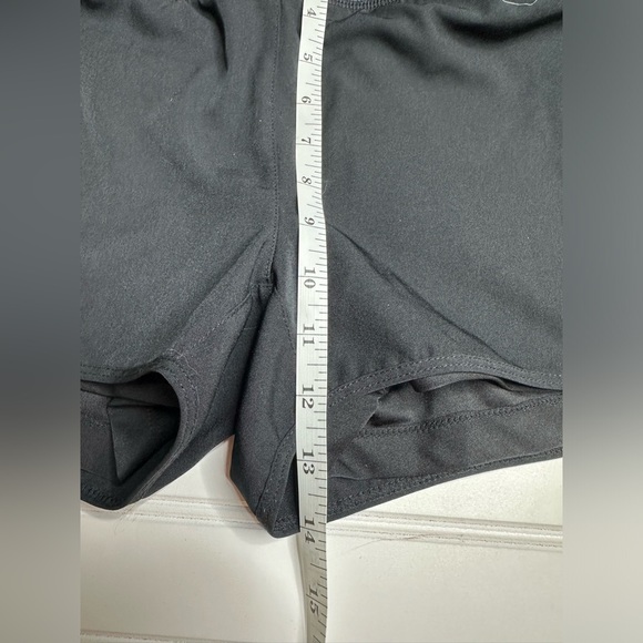 Mondetta layered running shorts - Picture 4 of 5